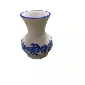 Leart Mini Bud Vase Blue and White